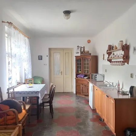 Guest house Apartman Menany